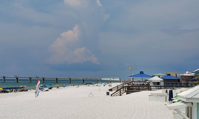 Destin Resort | Paradise right outside your door