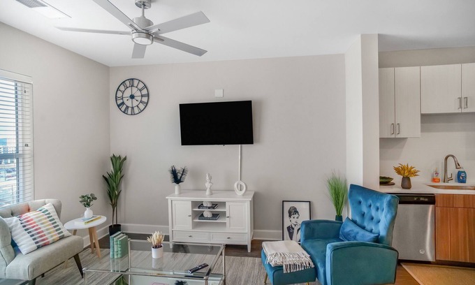 Eighth Avenue Apartment | Paradise Suite at the Gulch with Downtown View & Free Parking