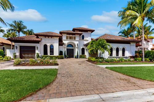 The Majors House | Paradise