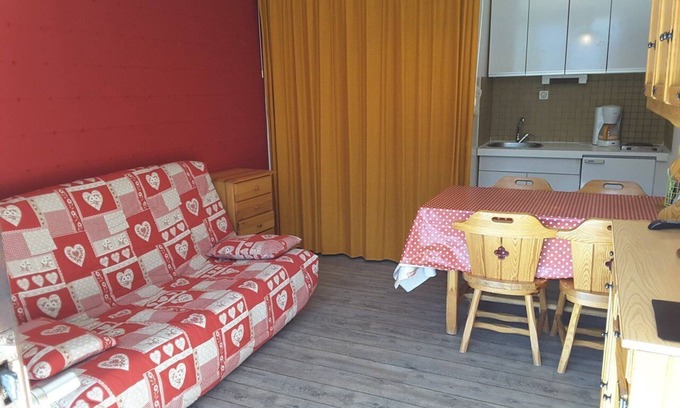 Plan Peisey Apartment | Paradiski quiet and sunny plan peisey