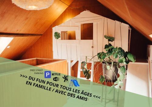 Croix House | Parenthèse Ludique Lille Croix avec toboggan et filets