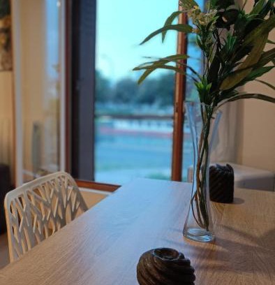 Meaux Apartment | Paris & Disney - LES BORDS DE MARNE