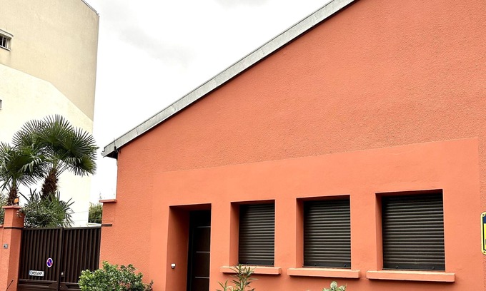 Bagnolet House | PARIS EXPRESS