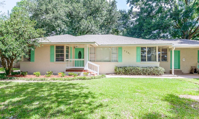 Mid City South House | Paris In Mid-City BR -Entire Home & Attached Suite