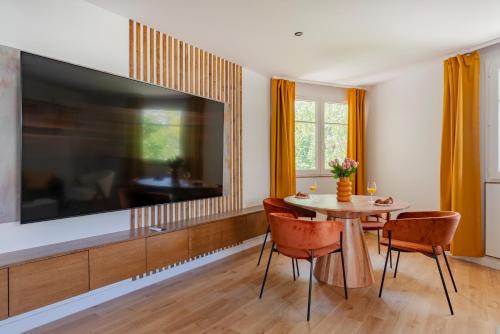 Faubourg de l'Arche Apartment | Paris La Defense Design residence