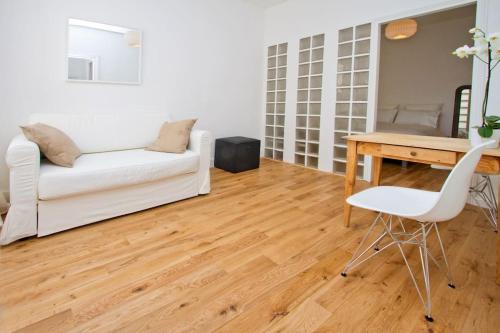 Les Halles Apartment | Paris Les Halles