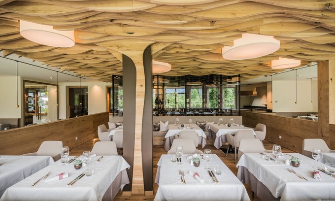 Valle San Silvestro Hotel | Park Hotel Bellevue