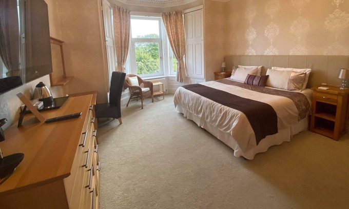 Carnoustie Bed & Breakfast | Park House