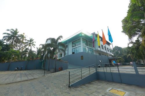Alwaye Hotel | Park regency