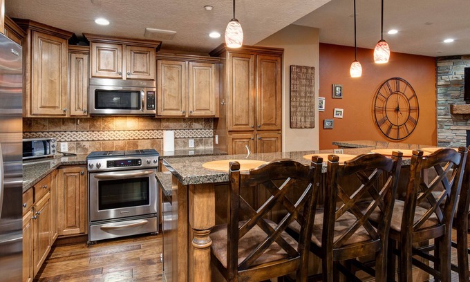 Park City Condo | Park's Edge 844