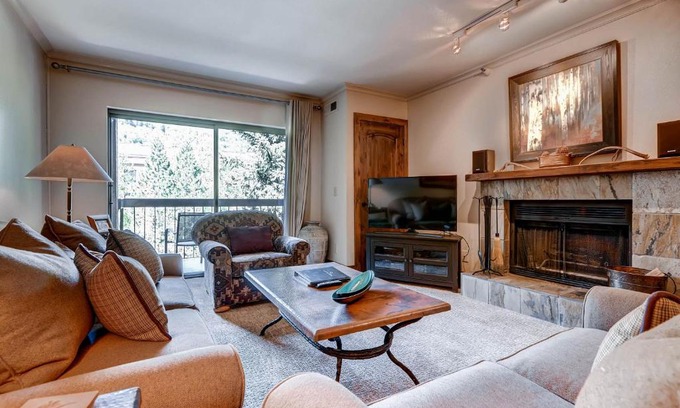 Downtown Park City Apartment | PARK STATION 233 condo