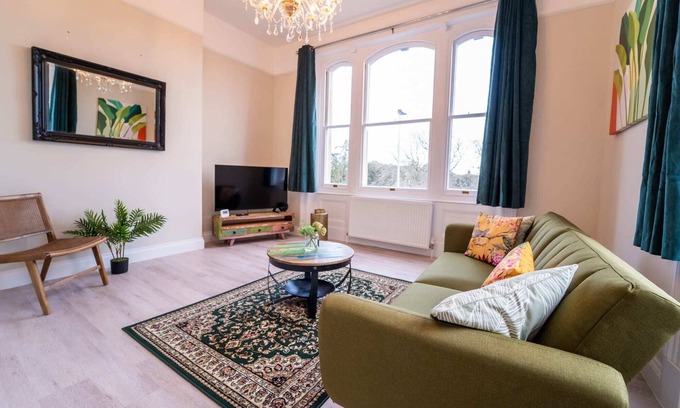 Great Yarmouth Apartment | Park View Maisonette - 2 Beds