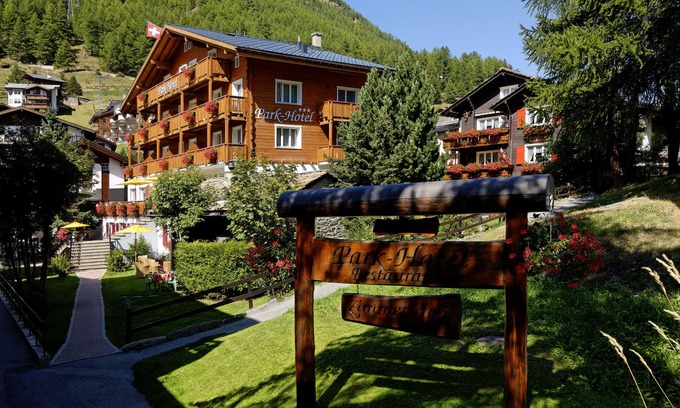 Saas-Fee Hotel | Parkhotel Saas- Fee