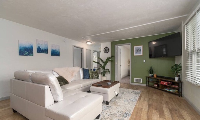 Springfield House | Partridge Way Paradise