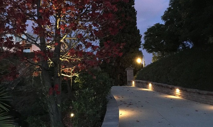 North Arroyo House | Pasadena Guest House near Rose Bowl