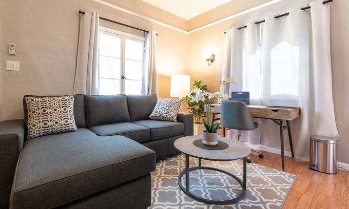 South Arroyo Apartment | Pasadena Lovely apartment near Old Town