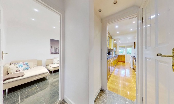 Preston House | Pass the Keys | Cheerful 3 bed home in Wembley with free parking