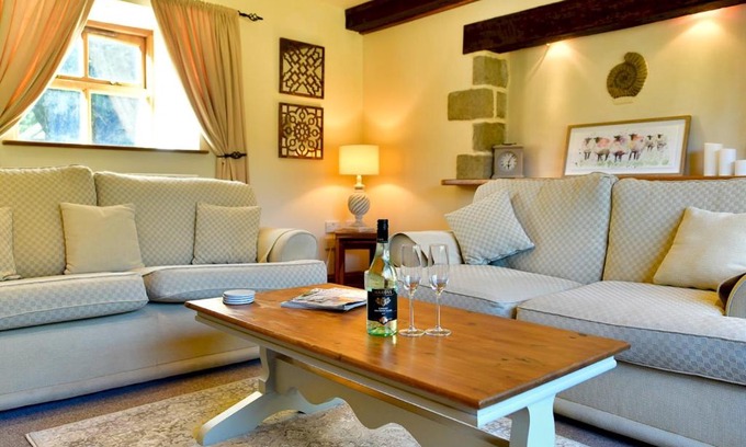 Marcross House | Pass the Keys Cosy Rural 2 Bed Barn conversion close to Beach