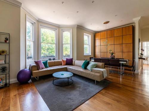 Belsize Apartment | Pass the Keys - Elegant property in Primrose Hill, North Central London