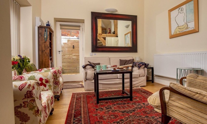 Church Stretton House | Pass the Keys | The Square Cosy Cottage on the Town Square with Optional Hot Tub