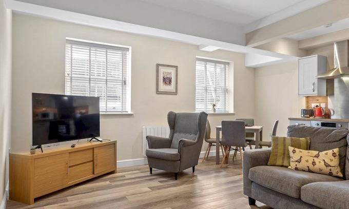 Newland Near Ulverston Apartment | Pass the Keys | Newly Renovated 2 Bedroom Town Centre Apartment