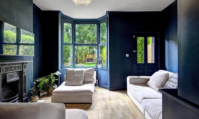 Didsbury House | Pass the Keys | Peaceful Boutique Period home Didsbury