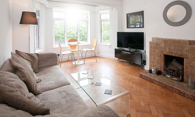 Pontcanna Apartment | Pass the Keys | Spacious Apartment close to City Centre & Stadiums