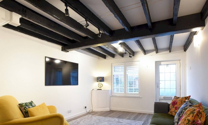 Westbourne House | Pass the Keys | Westbourne House