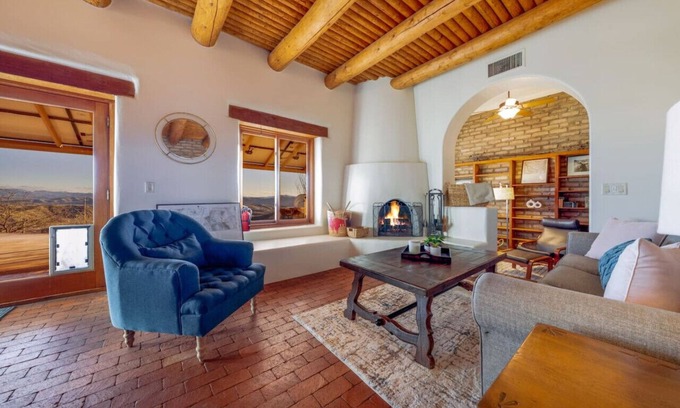Rio Rico House | Patagonia Lake Area/3 BR/Serenity/Mountains