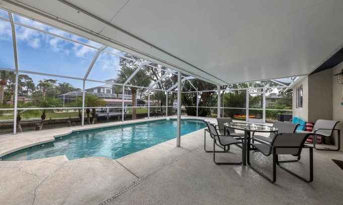 Grove City House | PCR9170 - Englewood 2 Bedroom Canalfront Pool Cottage