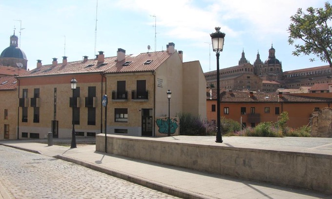 San Vicente House | PEÑUELAS 7 Bajo