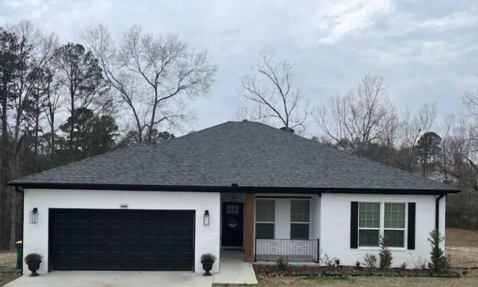 Downtown Little Rock House | Peace & Luxury awaits (newly built 2022)