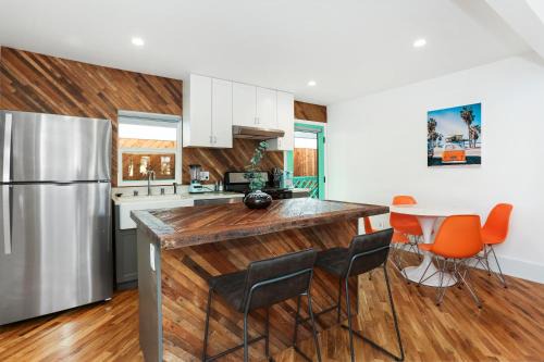 Los Angeles Apartment | Peace palace
