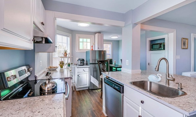 Greensboro House | Peaceful 2-Bedroom Estate for Monthly/Bi-weekly Stay on Eastern Shore