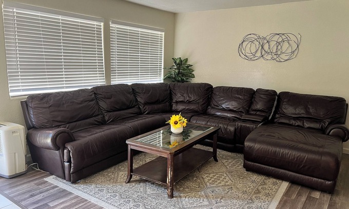 Fresno Condo | Peaceful 2bed/1bath condo with parking