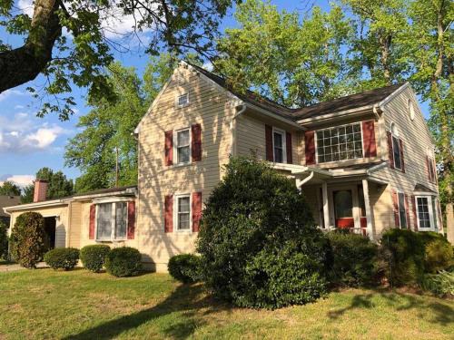 Salisbury House | Peaceful 3BR Home Near SU, Sports Fields, Civic Center, Zoo & Ocean City