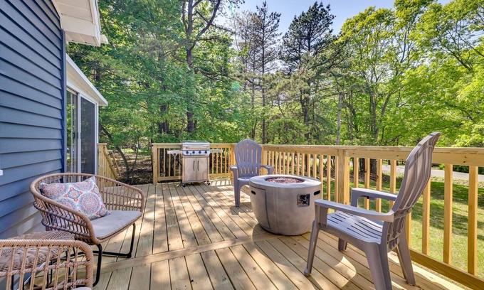 Tunkhannock Township House | Peaceful Albrightsville Home w/Pool + Lake Access