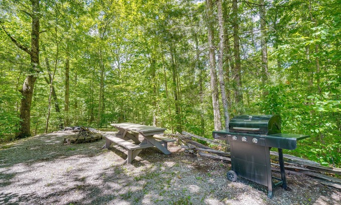 Crossville - Harriman Apartment | Peaceful Apt in Crossville ~ 8 Mi to Golf Courses!