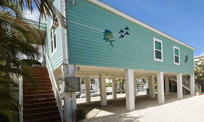 Sands House | Peaceful Big Pine Tropical Seaside