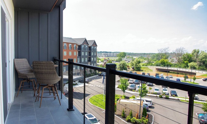 Canandaigua Condo | Peaceful Canandaigua Lake Condo with Lagoon View