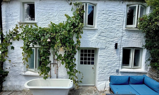 St. Breock Cottage | Peaceful Cornish Retreat - Sleeps 6