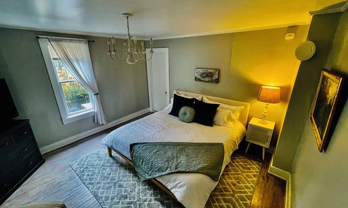 Ashland City Cottage | Peaceful Cottage Retreat Near Nashville!
