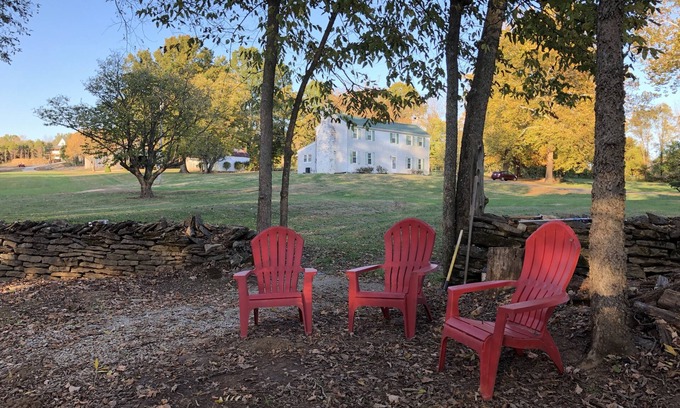 Frankfort Other | Peaceful Farmhouse Retreat Frankfort, Kentucky