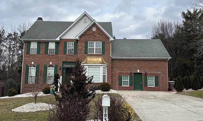 Greensboro House | Peaceful Getaway Minutes from PTI Airport