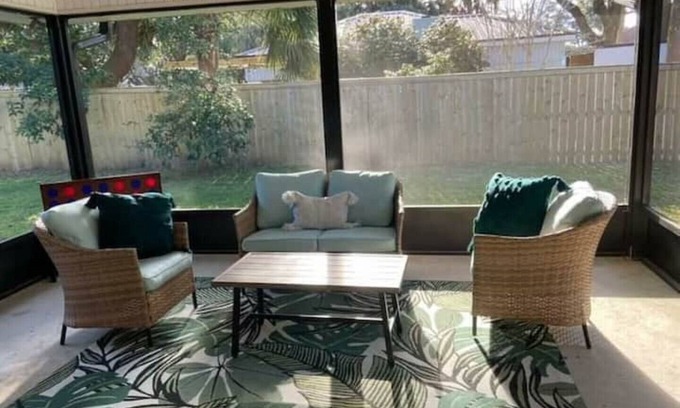 Fort Walton Beach House | Peaceful home, family friendly, 5 minutes from beaches and downtown.