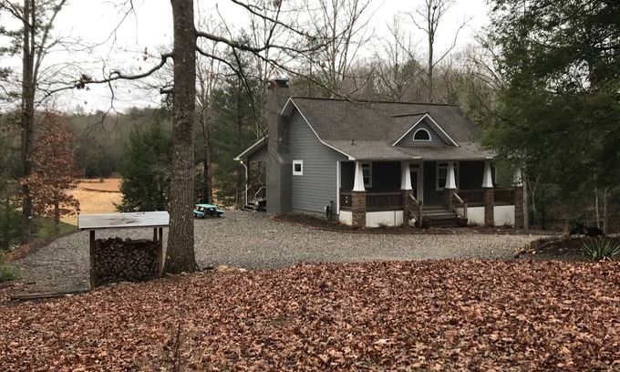 Blairsville House | Peaceful lakefront house on Lake Nottely. Large secluded cove with boat dock.