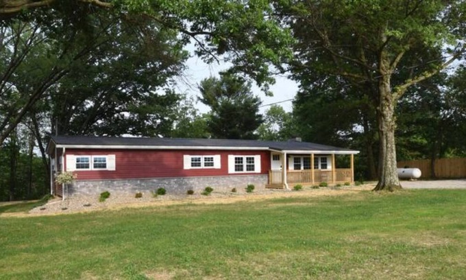 Butler House | Peaceful Mohican Getaway