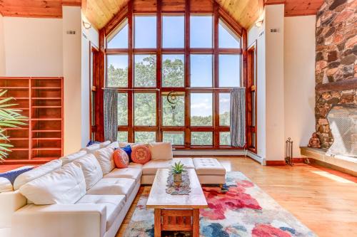 Beemerville House | Peaceful Mountian Oasis Firepit, Hot Tub, Sauna!