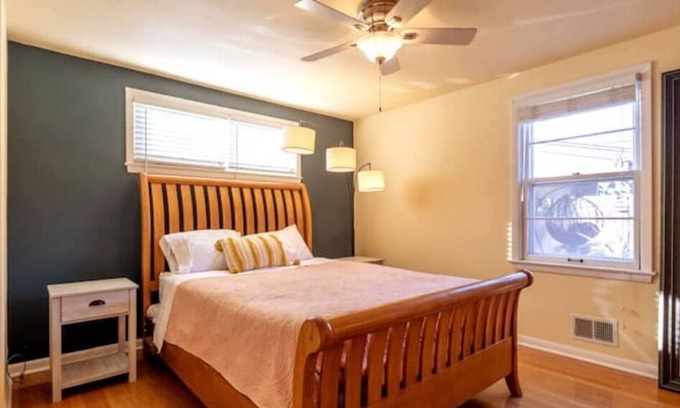 Racine Apartment | Peaceful Oasis 3BR w/ Garden, Steps to Beach & Zoo