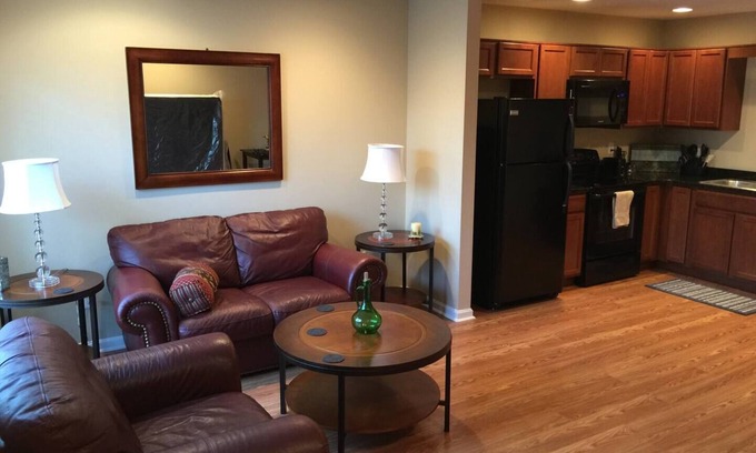 Elizabethtown Apartment | Peaceful Private and Safe 1 bedroom Elizabethtown apartment
